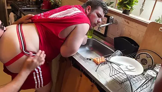 Mutfakta pasif, götünü vermek istiyor