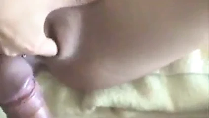 Sıcak esmer ilk döküm