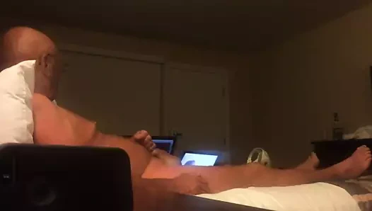 Mastürbasyon yaparken geliyor