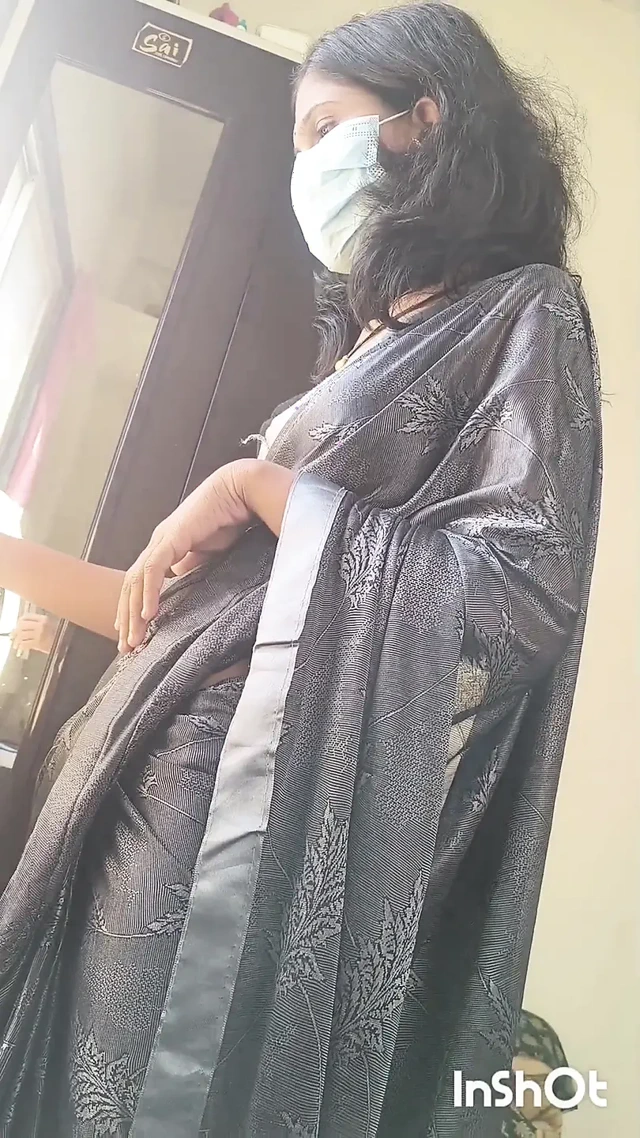 Seksi Yenge Shivani Kocasının Arkadaşıyla Seks Yapıyor.