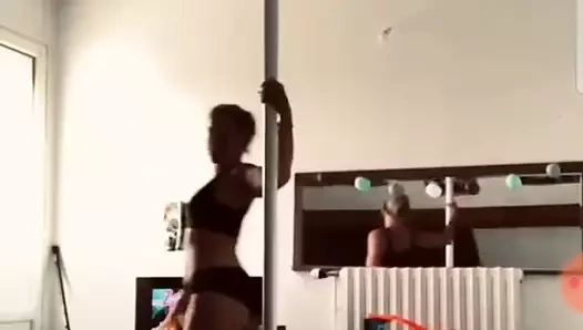 Nouvelle video pole dance de candice