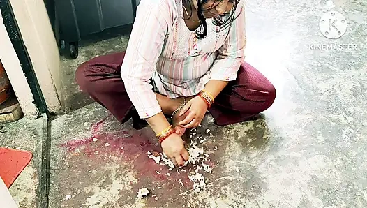 Hintli kadın oğlanı sikiyor