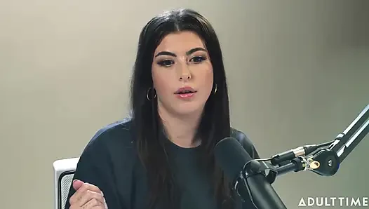 Gal ritchie: spiegler kız ve hentai sevgilisi | Adult Time Podcast