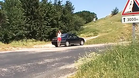 Bir burjuvazi gerektiğinde nasıl minnettar olunması gerektiğini bilir!