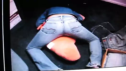 Kızımın minder 2'yi dövdüğü eski bir video