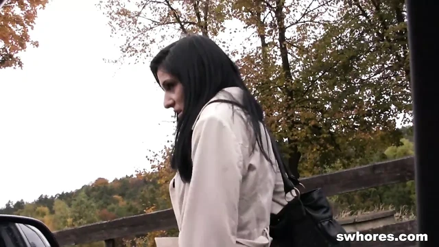 Esmer fahişe kameraya yakalandı