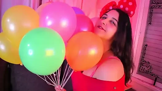 Ateşli ve eğlenceli helyum balonları patlıyor - tavşan tezgahçı