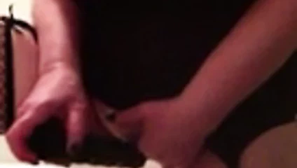 seksi nine kırmızı elbise şeritler sulu KEDİ boşalan