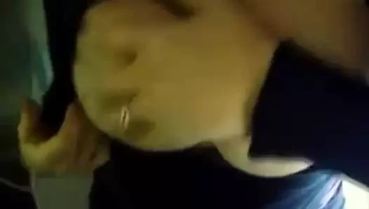 Şaşırtıcı büyük göğüsler arkadaşça henüz becerdin