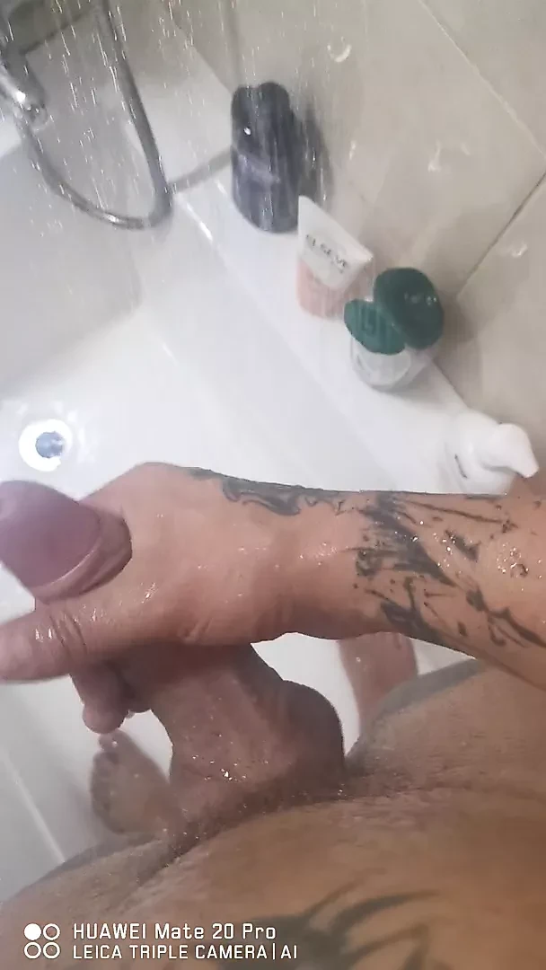 Roman – banyoda mastürbasyon yapmak