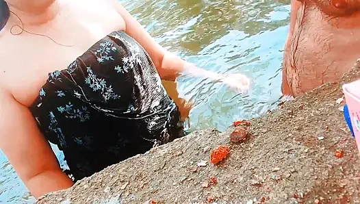 (Sinhala sesi)Sri Lankalı çiftle edepsiz konuşma .. Cumshot.. bolca döl