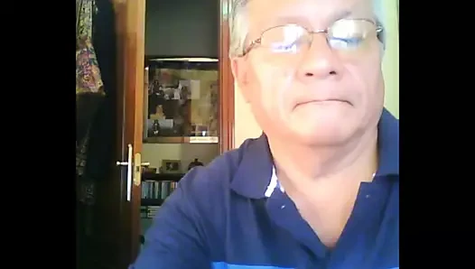 Dede kamerada boşalıyor