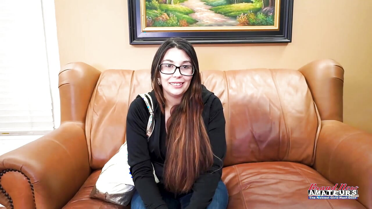 Brandnewamateurs - hamile Fiona porno seçmelerinde götten sikiliyor!