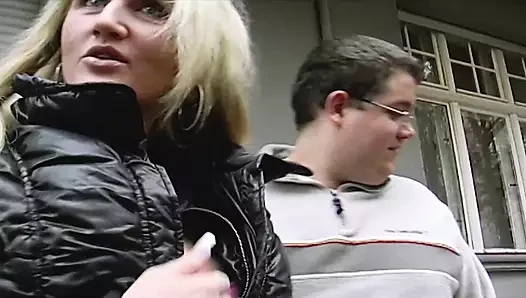 ficken und auf den arsch spritzen mit deutscher blondine
