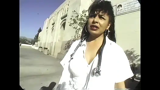 Bütün gece tutkulu sikişiyor