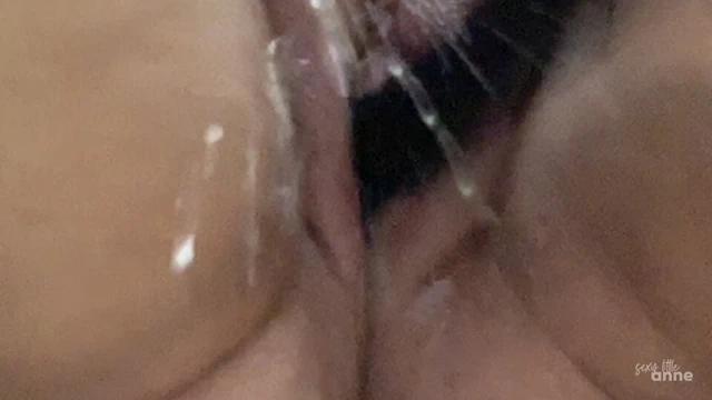 Azgın bebek kremalı ve oyuncak - derleme