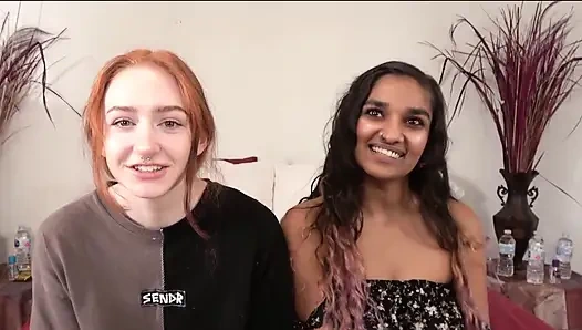 Çaresiz amatörler ateşli latin anne ve seksi üniversiteli kız eyere binerken eğleniyor ve sıkı amcıklarını sert siktiriyor