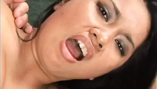 Asya sürtük seviyor için sikme ve almak sert horoz içinde ona kedi