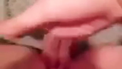 Sevgilim kendisi ile katlanıyor