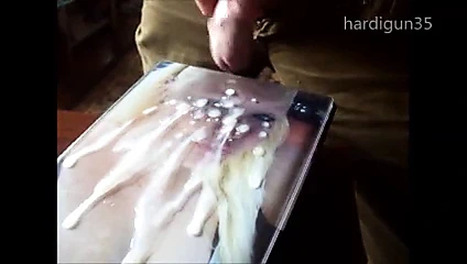 Jamie yüzüme otuzbir çek dedi, ben de yaptım