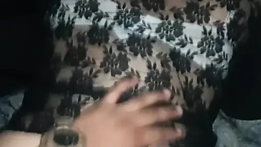 Dörtlü hizmetçi sikimi içine soktum