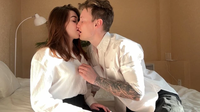 Моя одноклассница не знала, что я снимаю ее на видео - syndicete