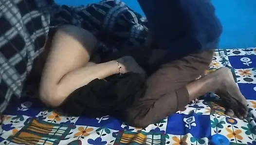 Hintli up kız ve erkek arkadaş Hintçe seste sert seks