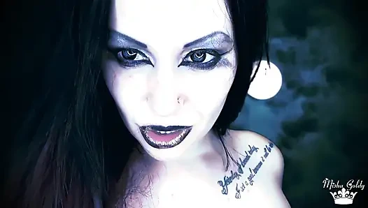 Жестокий Банши съест тебя и воскресит тебя снова и снова после того, как ты кончишь ей в рот