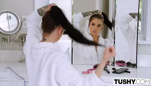 Tushy cinsel olarak sinirli gf en kısa sürede anal ihtiyacı var