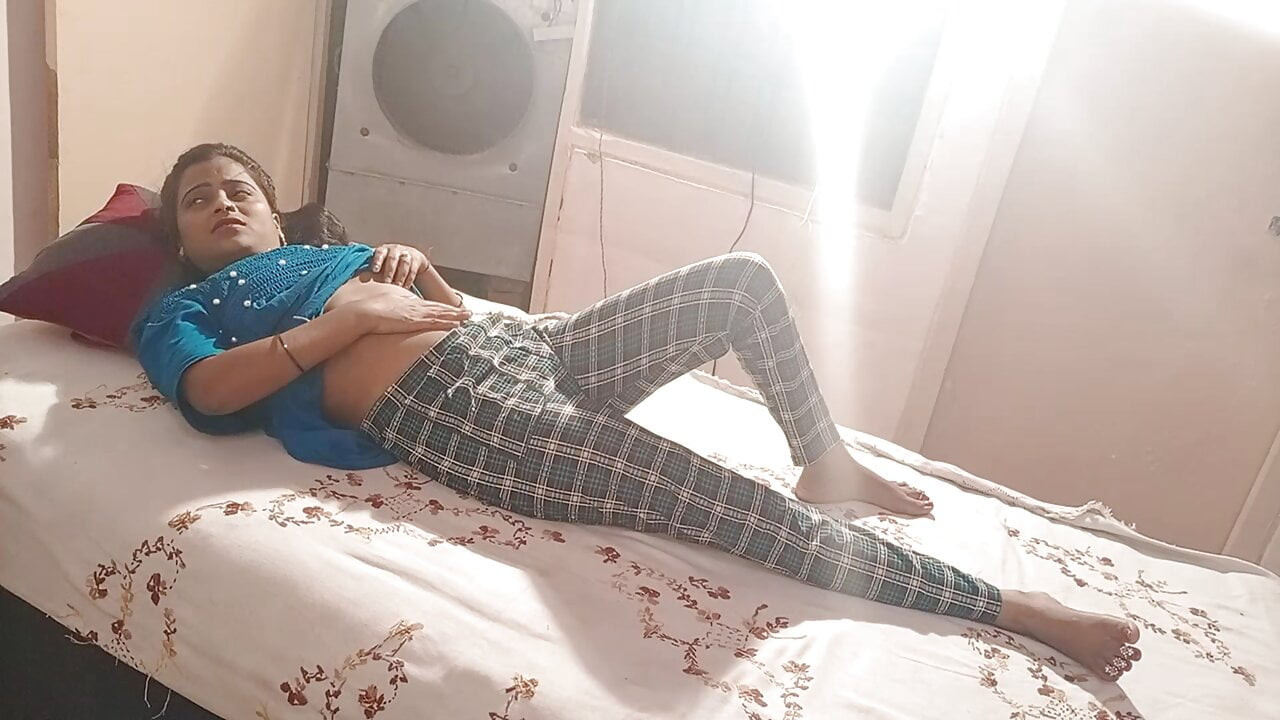 azgın hint olgun çift sahip olan samimi misyoner desi seks ile twinks