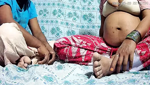 Hintli öğretmen ve öğrenci sınıfta seks yapıyor 29755