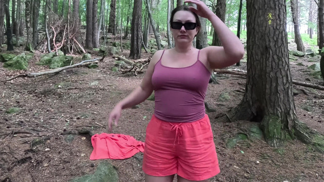 Risky hand job public in the forest from stranger girl