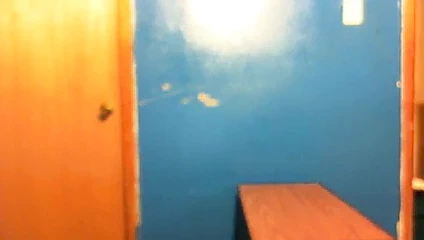 Kalın abanoz oynama ile ona kedi konuşurken kirli