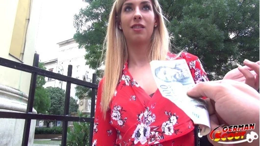 Alman izci - ateşli genç, gerçek dökümde sikişmek için baştan çıkarır