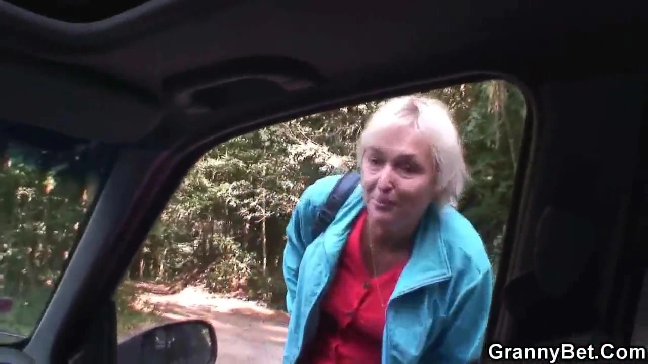 70 years old granny gets banged roadside