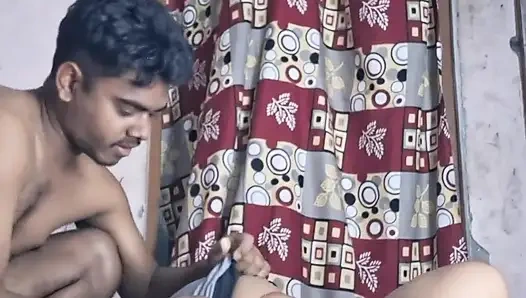 Eski evli kadın erkek arkadaşıyla yalnız odada sert