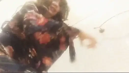 Porno musadventures ve kayınbiraderi tarafından alındı: Monia senin için mastürbasyon yaparken şahsen söyledi
