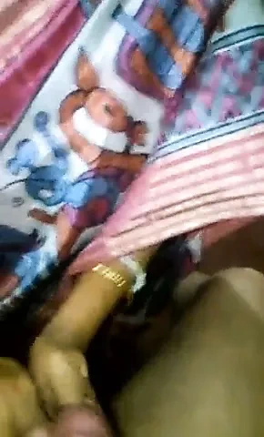 Desi milf adım anne emme