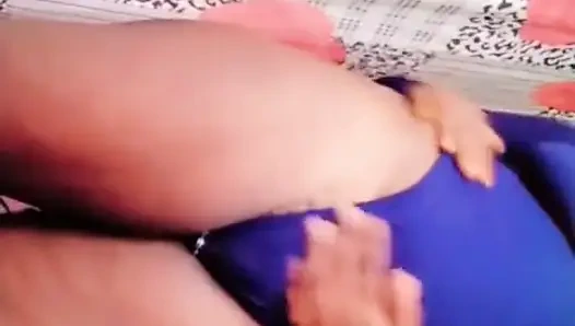 Yaz aylarında tatlı seksi iç çamaşırları