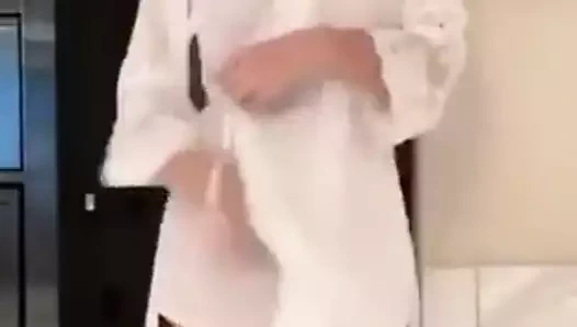 duş sasha sallar onu göt