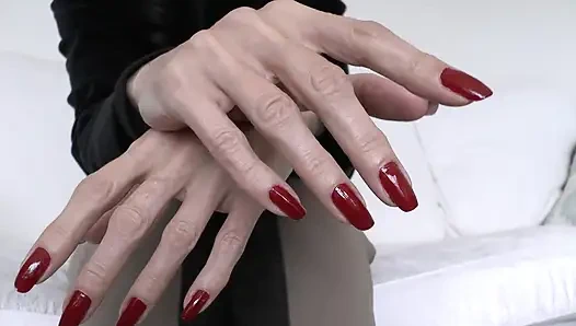 Heyecan Verici Uzun Kırmızı Tırnaklar, Mahvolmuş Orgazm, Leydi Victoria Valente