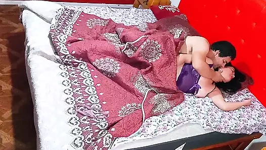 Üvey anne ve üvey oğlu aynı odayı paylaştığında ne olur?