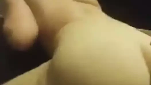 Ortalama kemerli Pawg arka görüntüleri