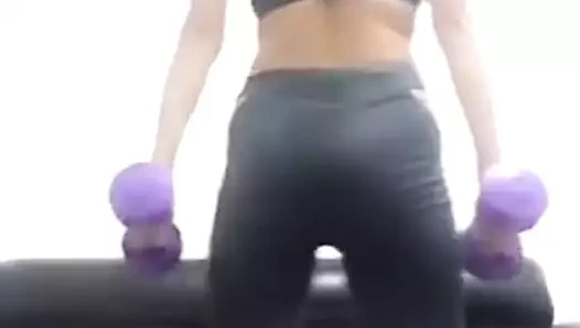 Taylandlı egzersiz sürtüğü