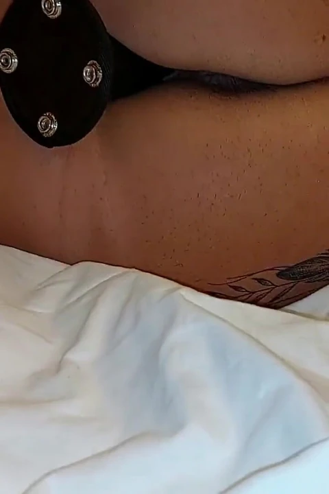 Herkesin en iyi sikicisi olmayı seviyorum