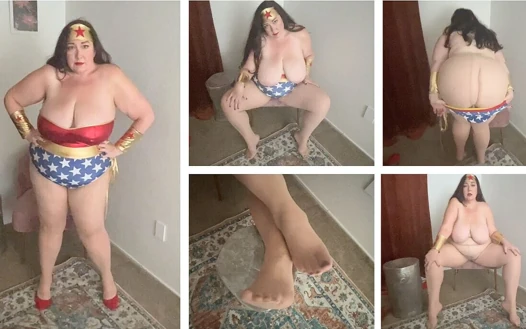 İri güzel kadın külotlu çorapla azdırıyor