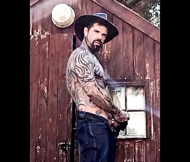 Kovboy mastürbasyonu, dölümü attırıyorum.