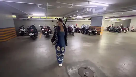 Minyon Japon Tayland karışımı büyük doğal göğüslere sahip, bir profesyonel gibi berbat ve büyük yarrak tarafından sert bir şekilde beceriliyor