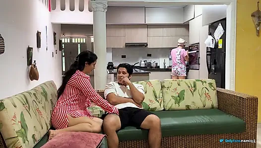 Bu karımın en iyi arkadaşı ve onu önünde siktim!