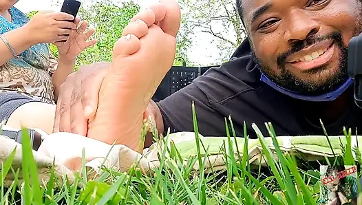 Giving Sunny12s Professional Masseuse an Overdue Foot Massage N Feet Sucking